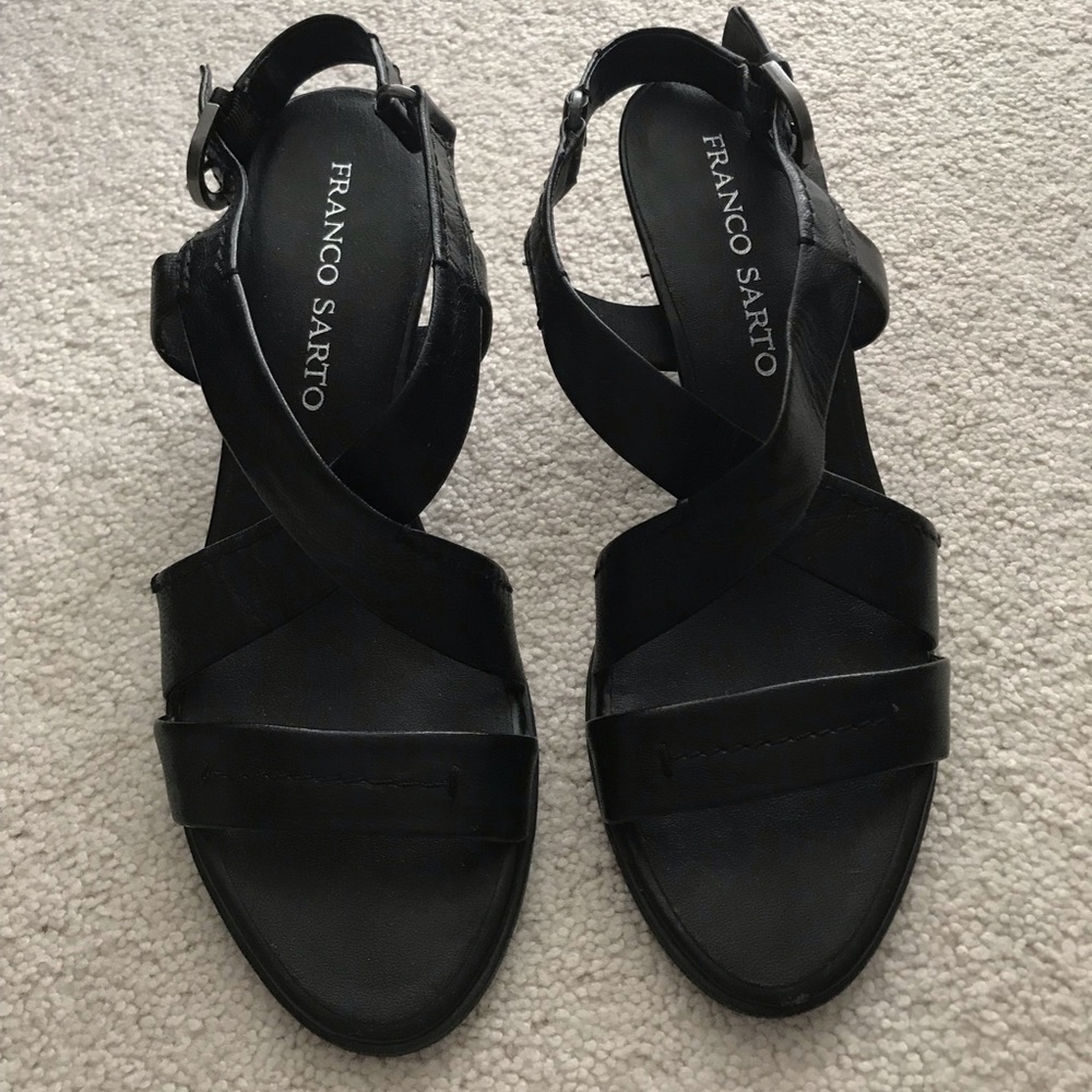 Franco Sarto black leather strappy sandal size 7.5